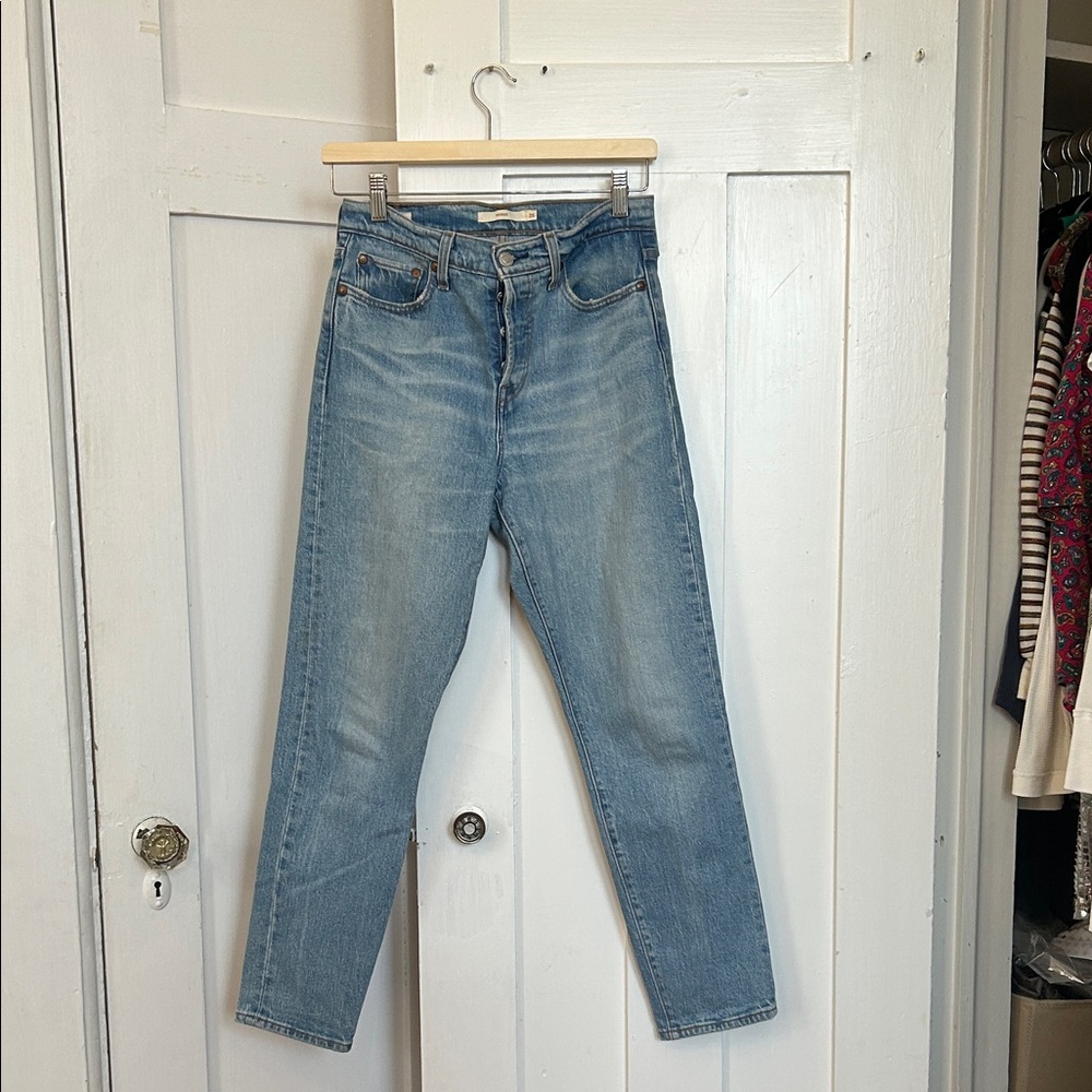 Levi's Wedgie Ankle Jeans Brightside Wash Size 26